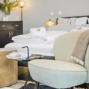 https://bright-stylish-neues-studio-kuche-parkplatz.com-bavaria.com